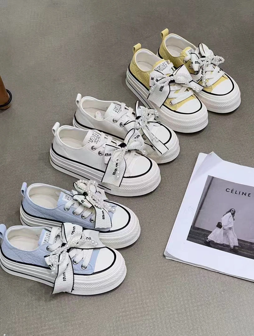 小香风~厚底珍珠蝴蝶结真皮女2025春新款休闲板鞋ins运动鞋