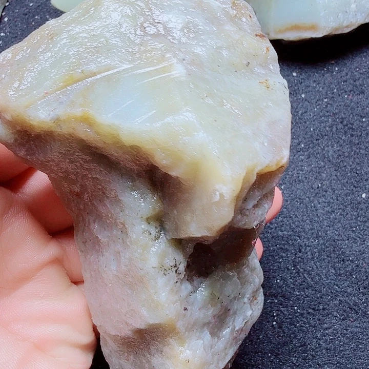 和田玉（糖玉）未镶嵌珠宝半成品