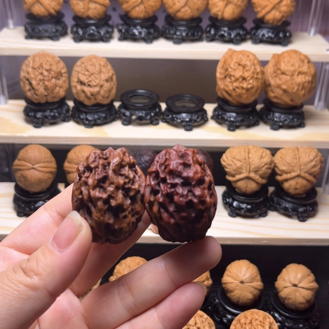 文玩核桃吊坠15w上古蛤蟆头42尺