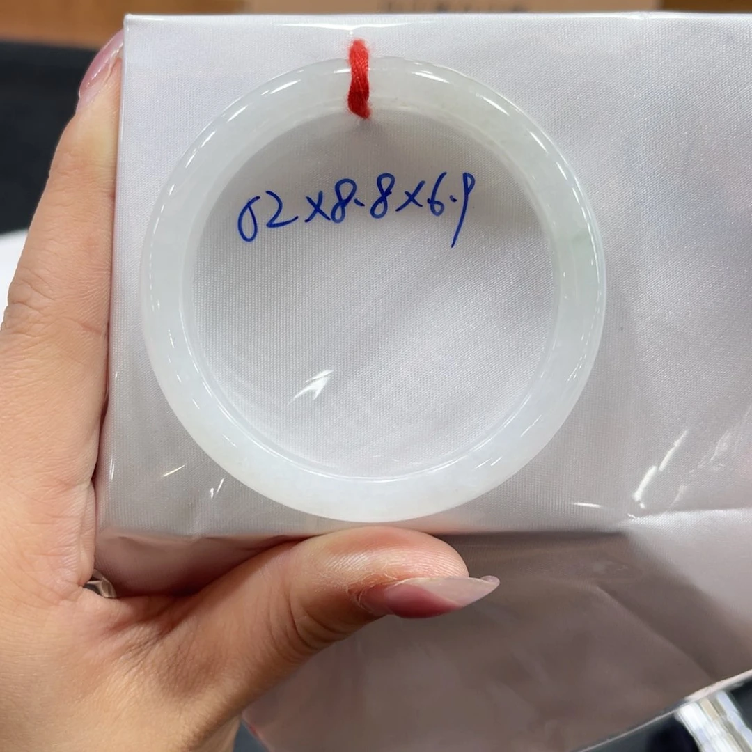 未镶嵌手镯翡翠翡翠