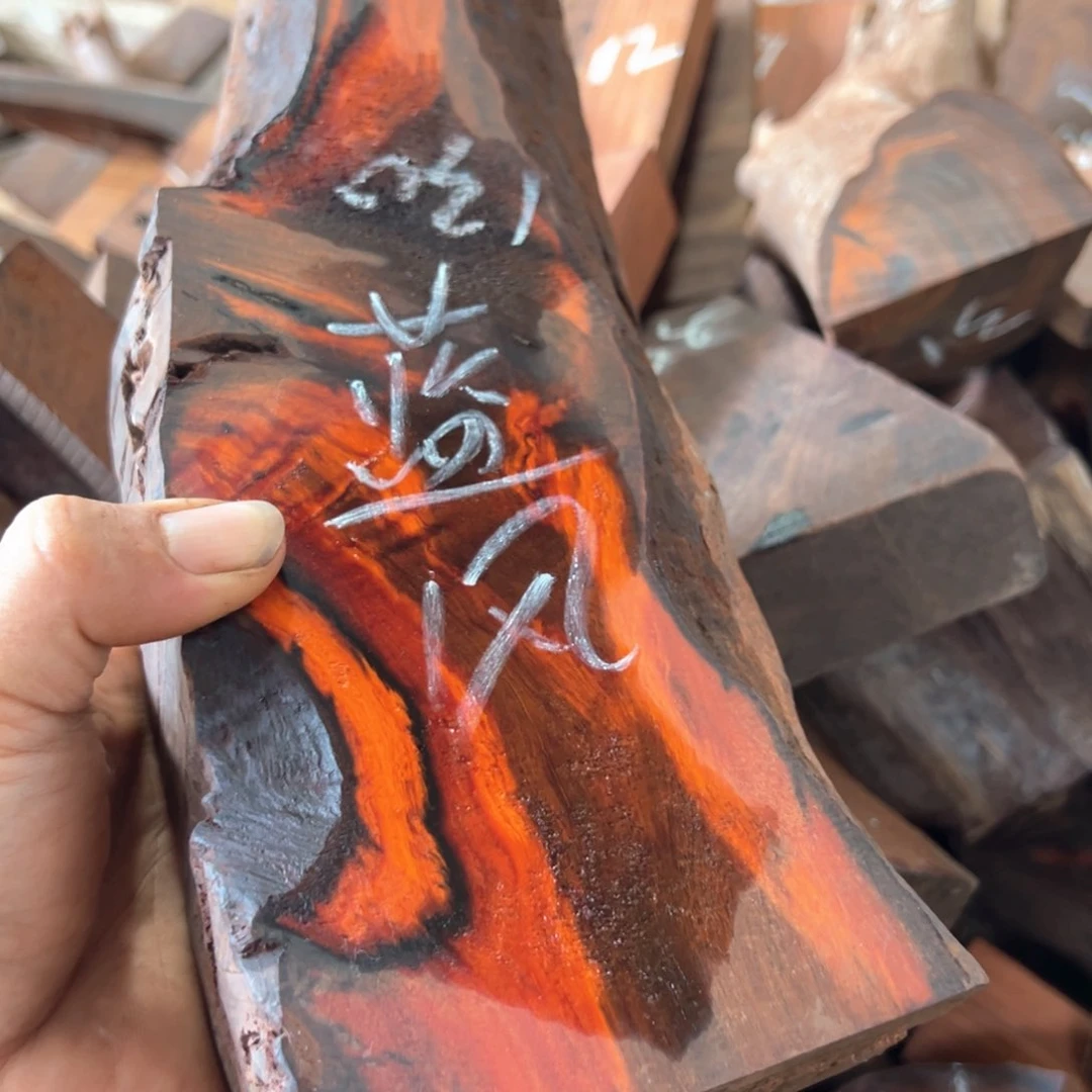 交趾黄檀（大红酸枝）蓝****v