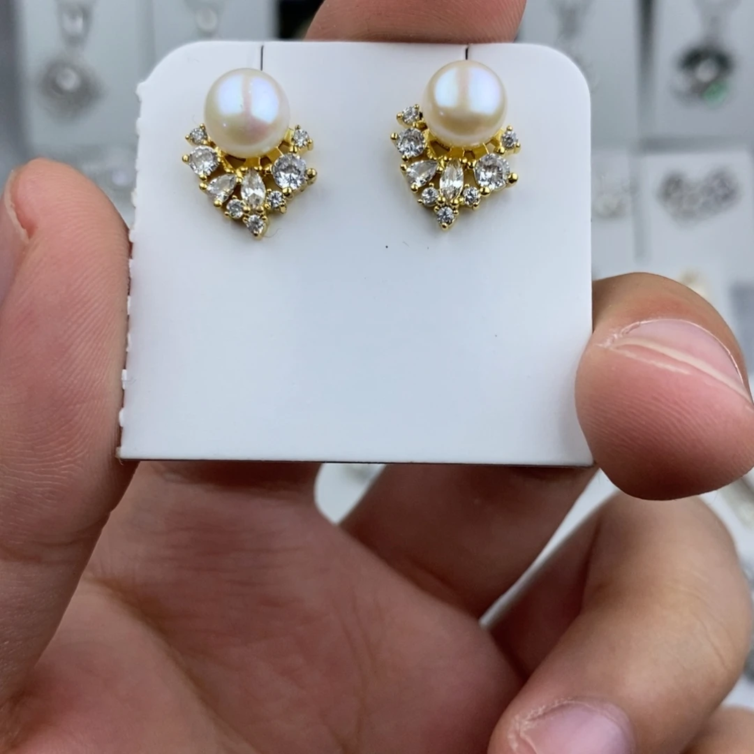 耳饰未镶嵌淡水珍珠