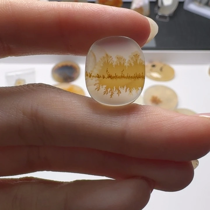 玛瑙/玉髓未镶嵌摆件