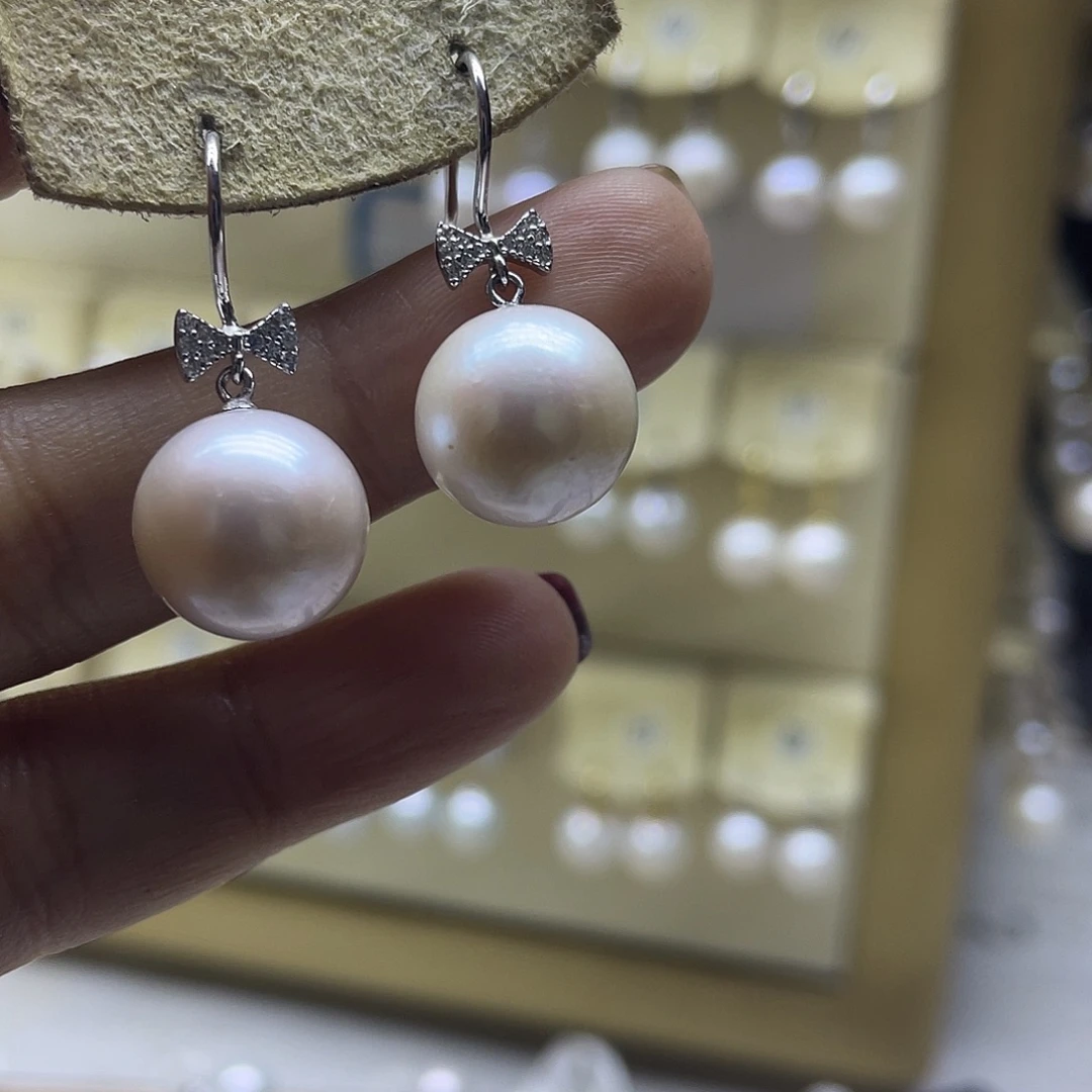 银S925镶嵌淡水珍珠耳饰