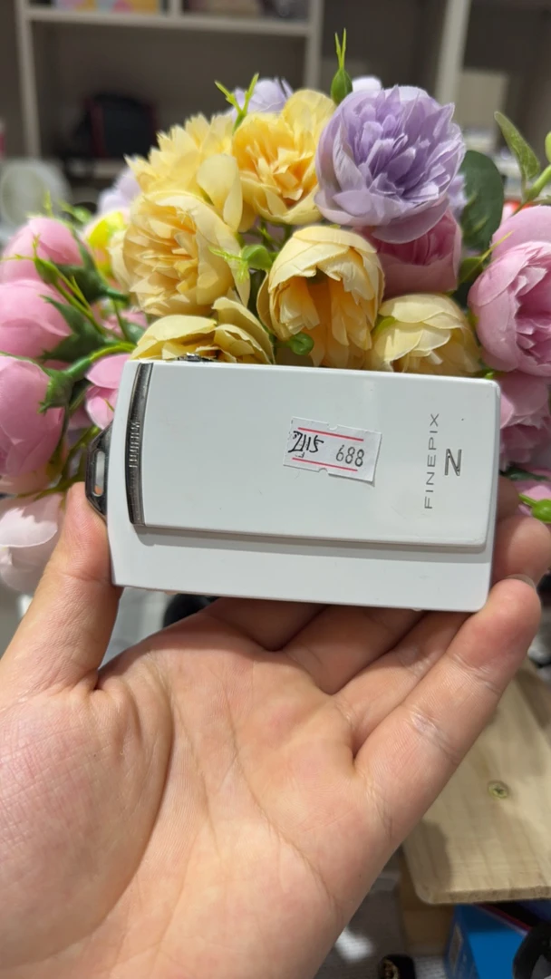 95新 Fujifilm/富士 富士z115 成色如图 功能完好白色
