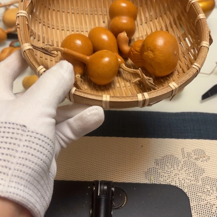 双***座天然手捻老皮葫芦