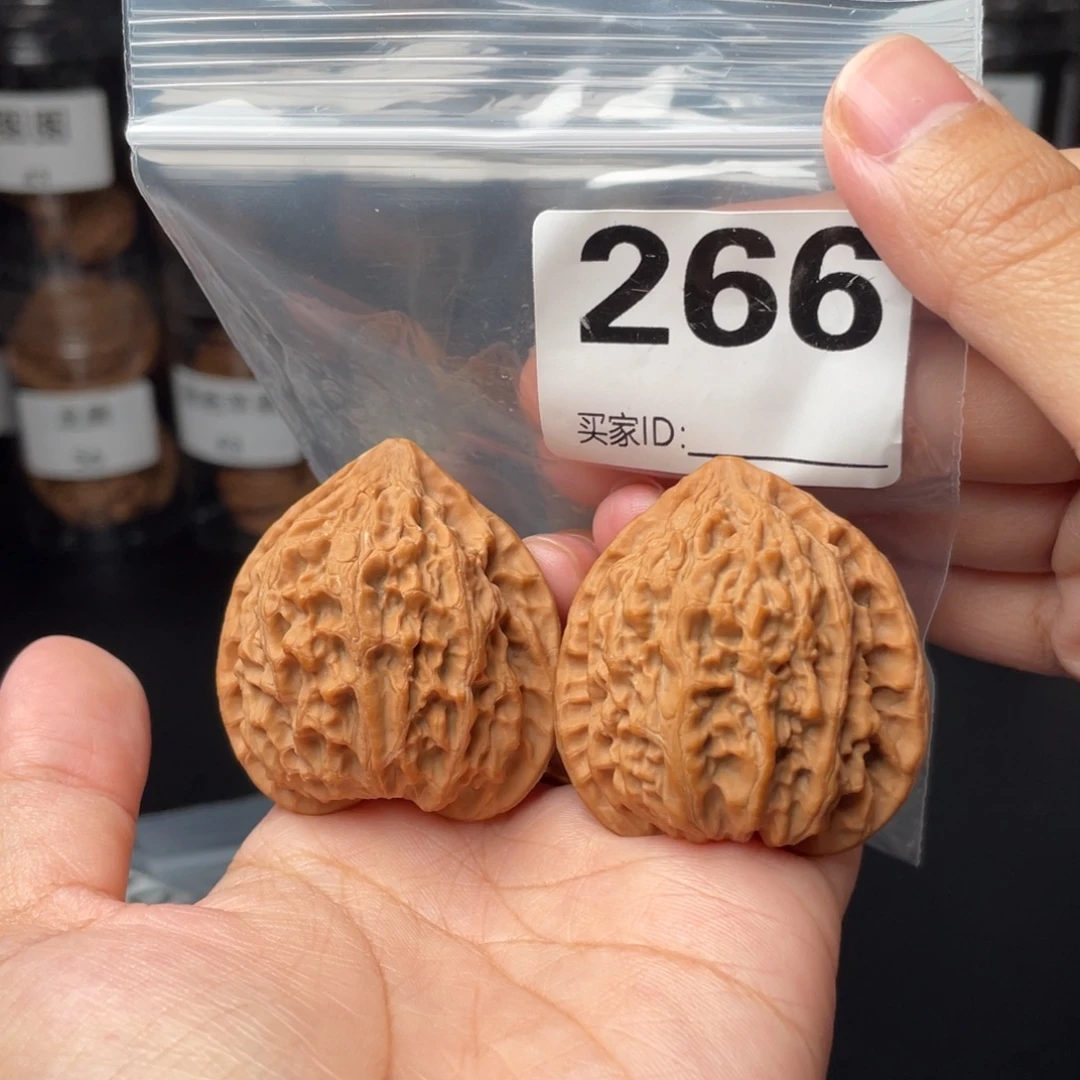 把件文玩核桃全品41金牛