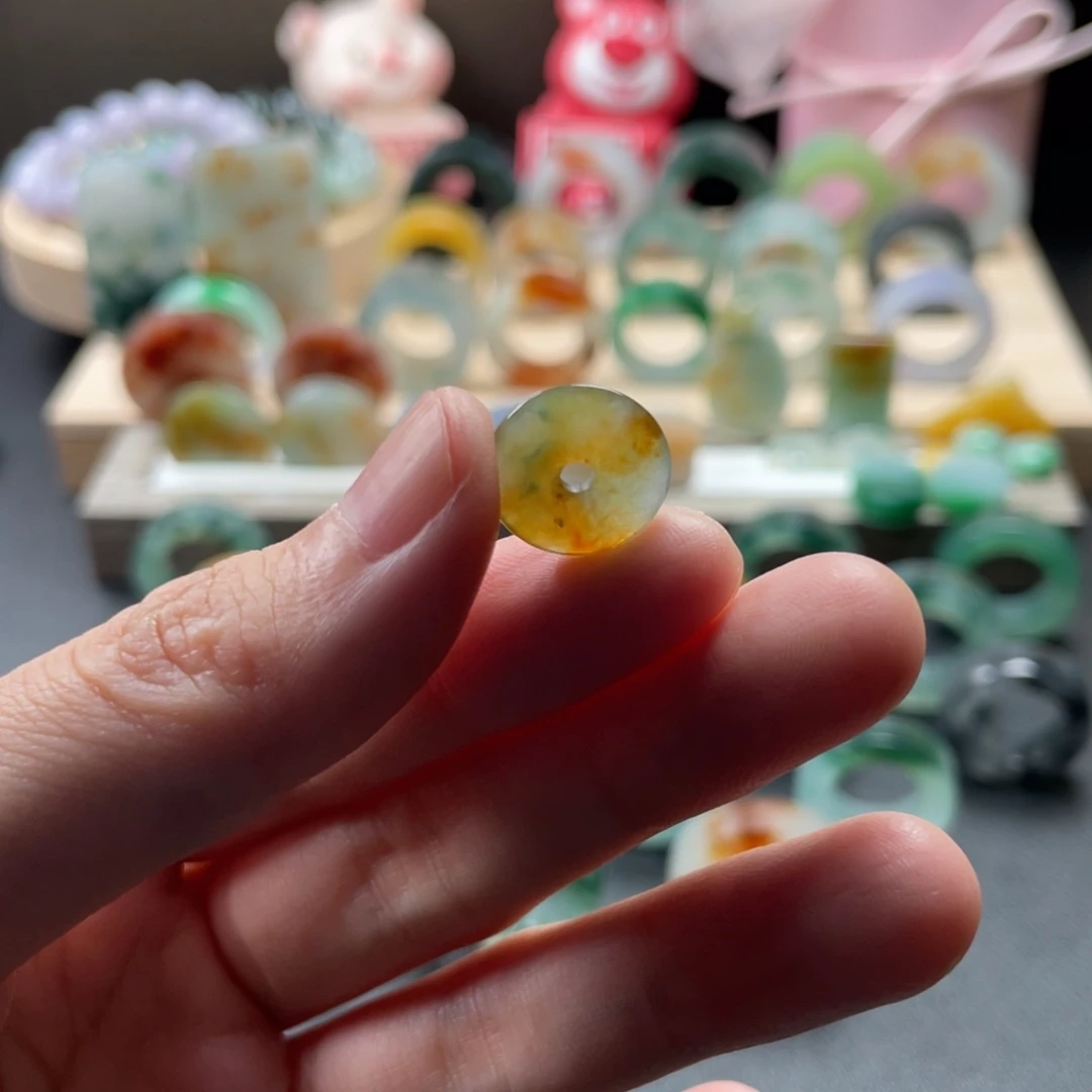雲***栖定制翡翠未镶嵌翡翠