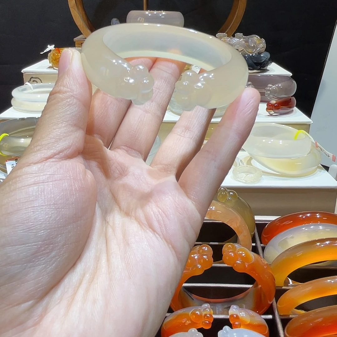 玛瑙/玉髓未镶嵌手镯