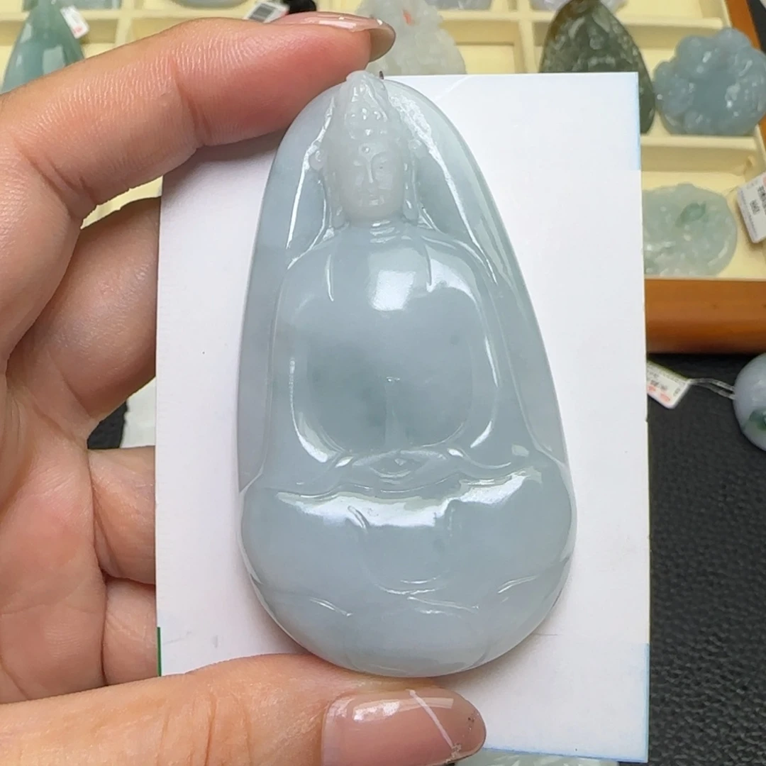 翡翠未镶嵌颈饰