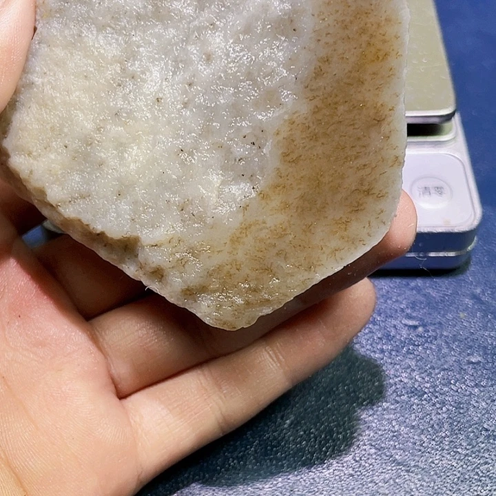 和田玉（糖玉）未镶嵌珠宝半成品
