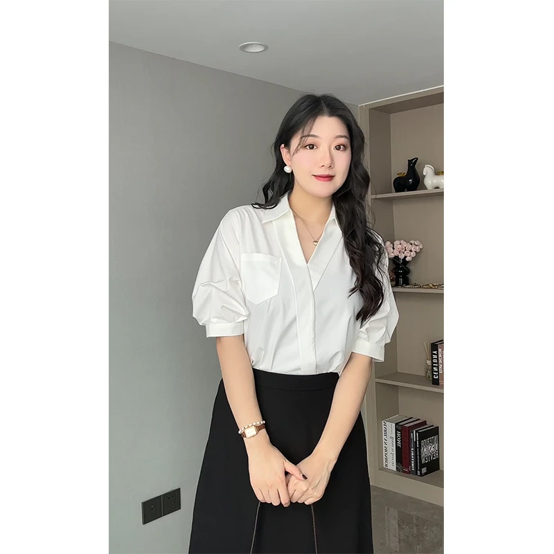 正肩短袖衬衫女大码V领法式气质宽松显瘦设计感面试通勤中袖衬衣