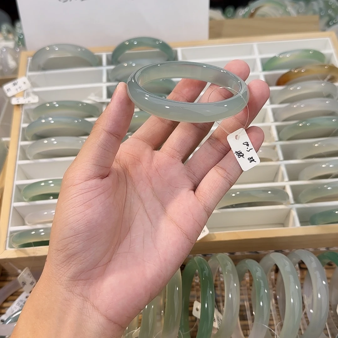 手镯玛瑙/玉髓未镶嵌圈口60.3