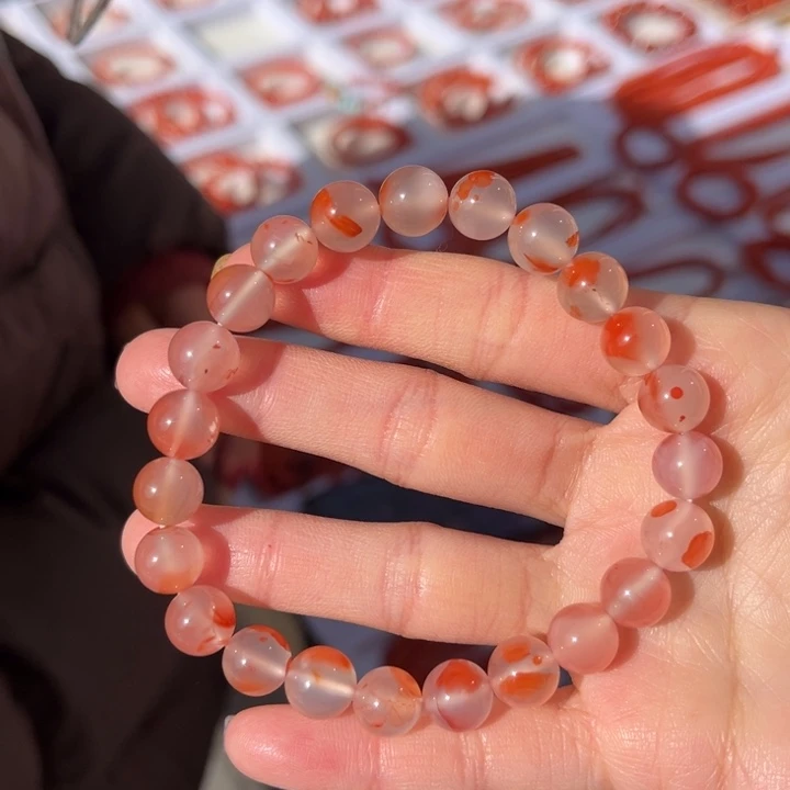 南红玛瑙手串未镶嵌青*卡9