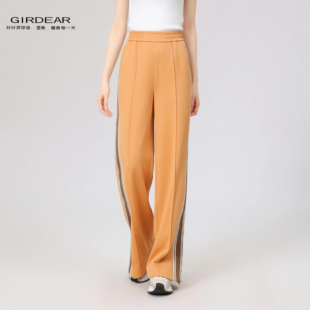 GIRDEAR/哥弟新款裤口开叉直筒裤设计款立体褶车线休闲裤110010