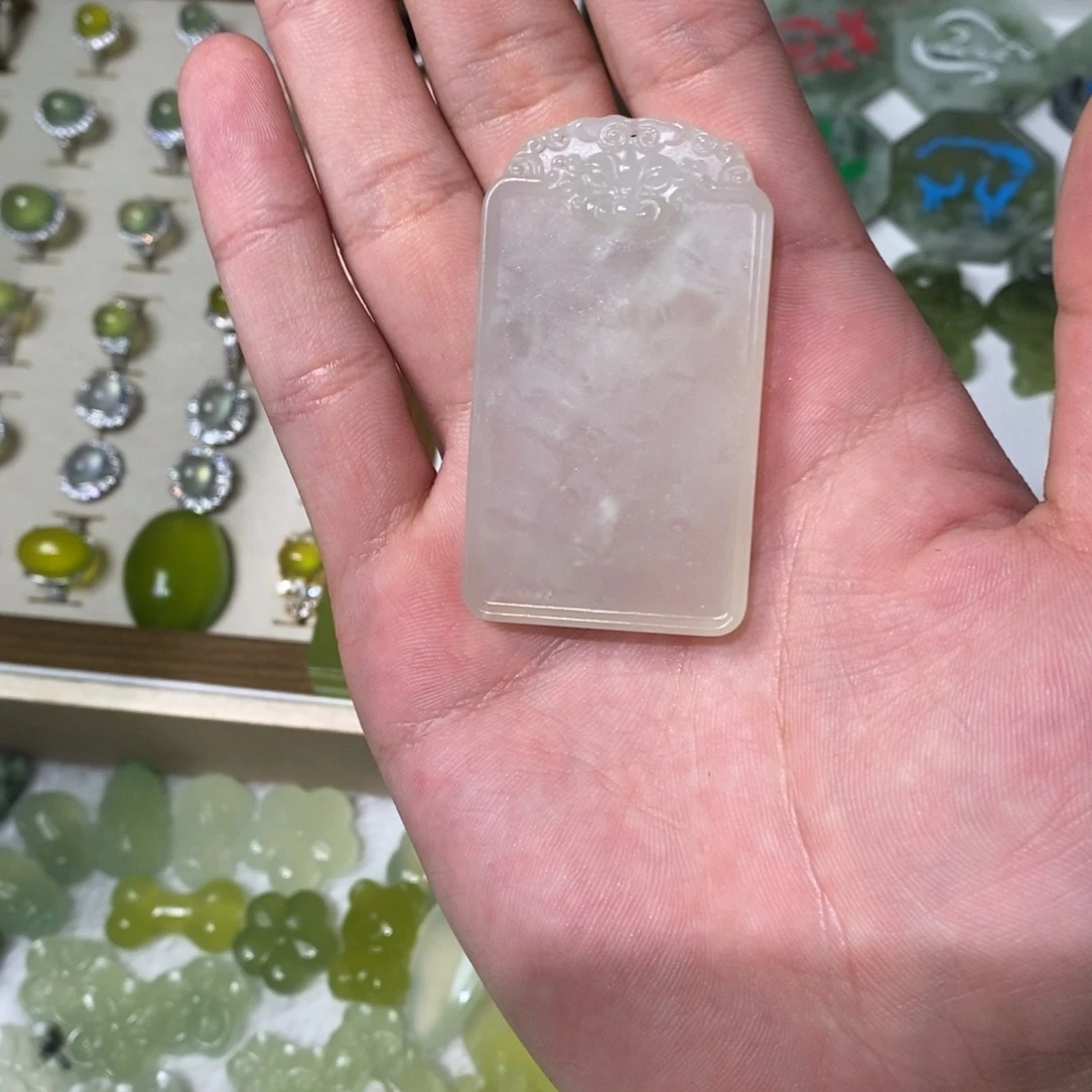 岫玉未镶嵌吊坠(不含链)