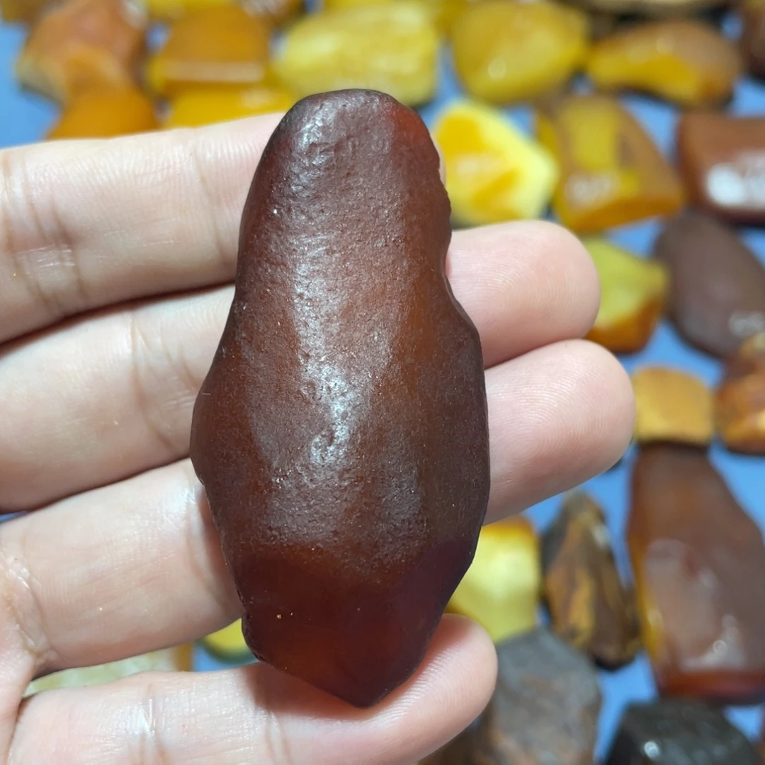 未镶嵌定制蜜蜡全皮手把吊坠，随形吊坠或雕刻