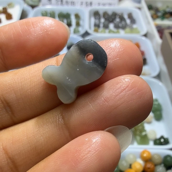 未镶嵌和田玉珠宝半成品