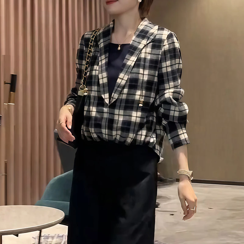格子秋装长袖时髦衬衫2025年新款百搭个性流行女装休闲风通勤上衣