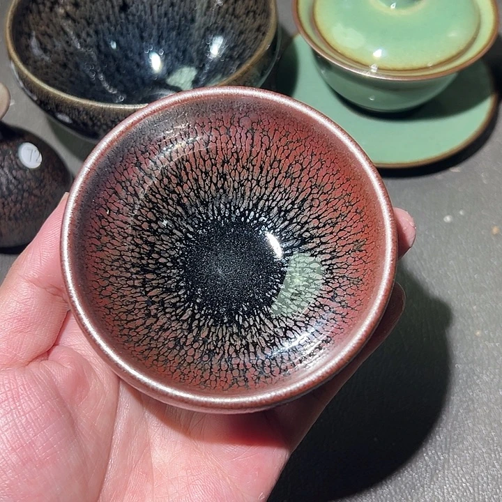 茶盏好想和她谈一下心了