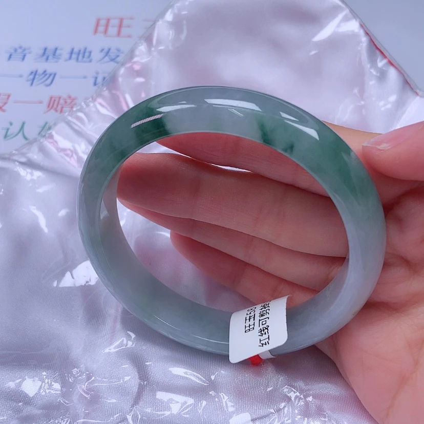 【闪购商品】未镶嵌手镯翡翠