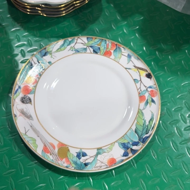 瓷片荔枝十寸大盘一个微瑕