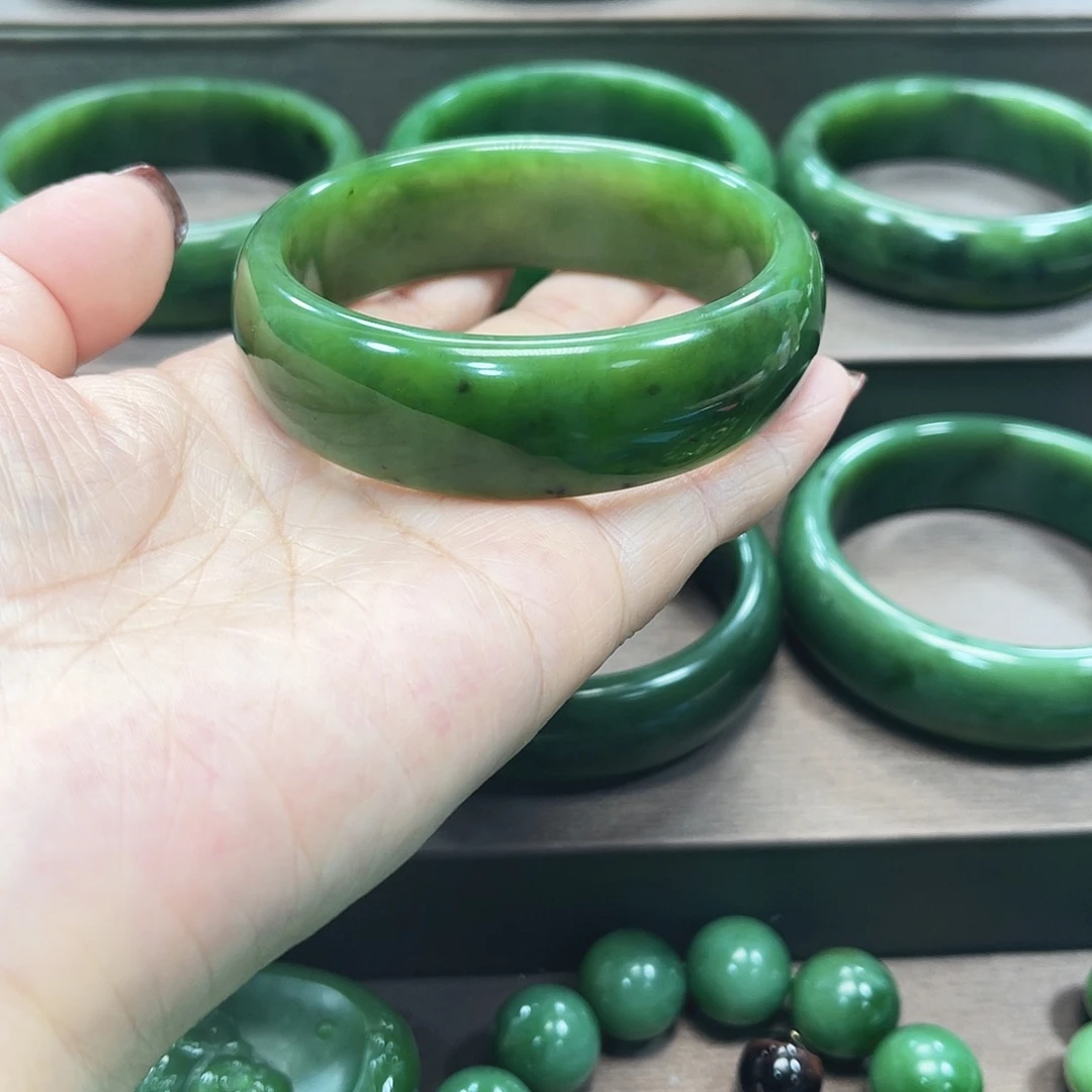 和田玉（碧玉）未镶嵌手镯58.5