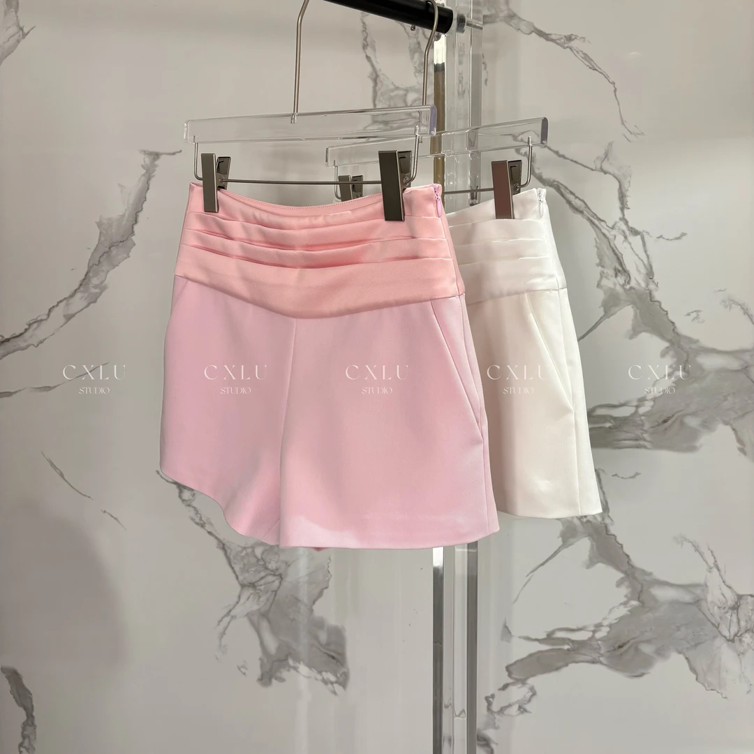 DG早春浅色亮眼吸睛腰头拼接高腰褶皱显腿长短裤2479