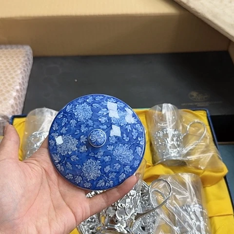 E**o瓷器 瓷器。瓷器。