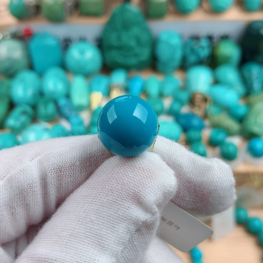 绿松石未镶嵌珠宝奇石