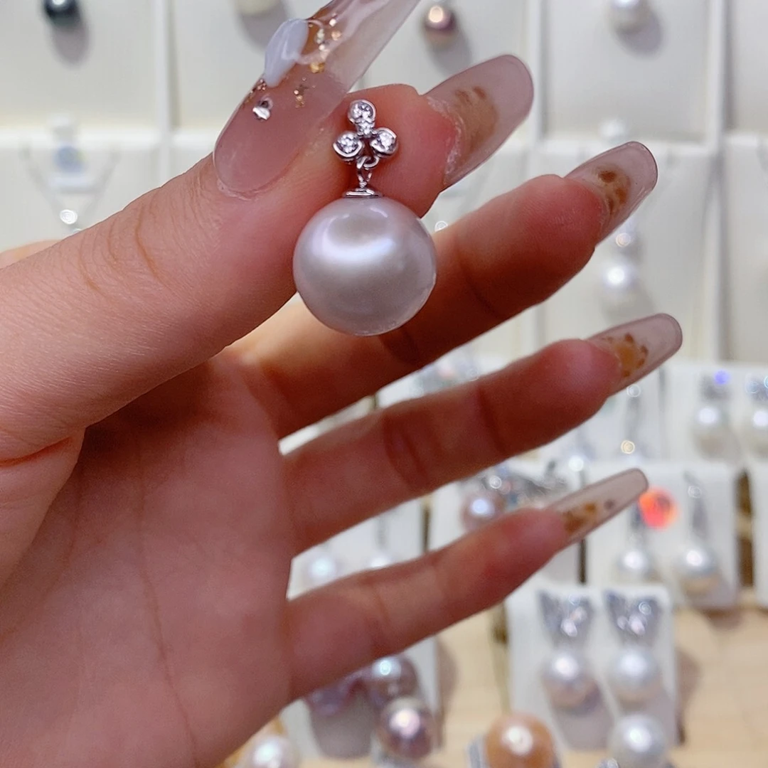 淡水珍珠银S925镶嵌吊坠(赠链)