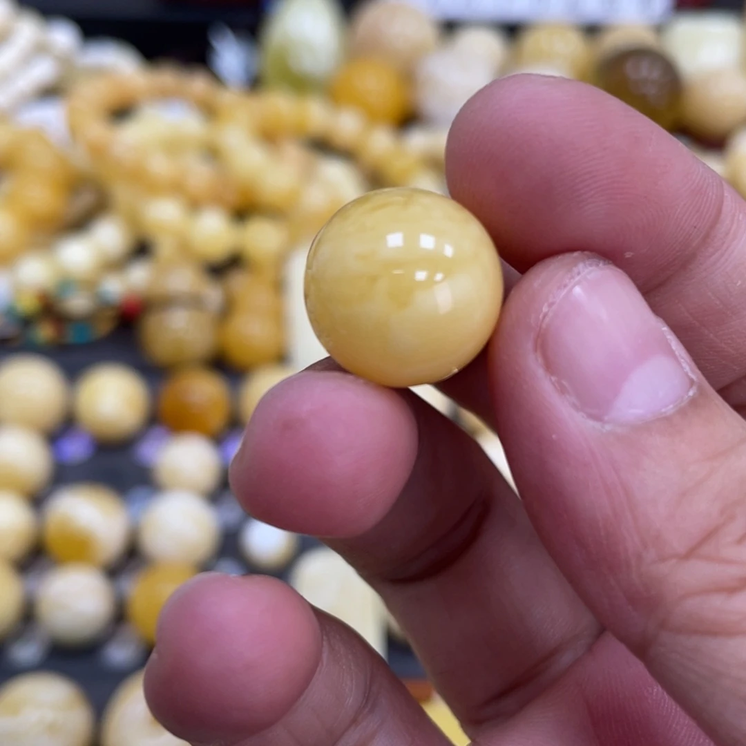 未镶嵌琥珀珠宝奇石15.2mm皮点