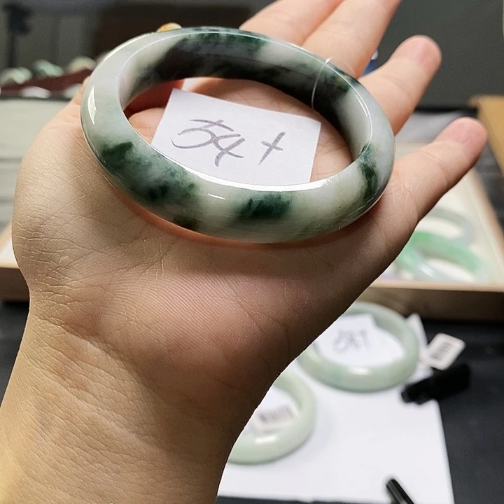 【闪购商品】未镶嵌手镯翡翠