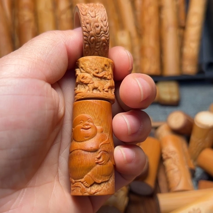 实心竹雕刻手把件