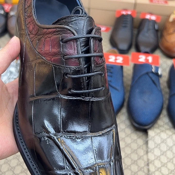 四***哥鱼皮（革）高光尼罗41码