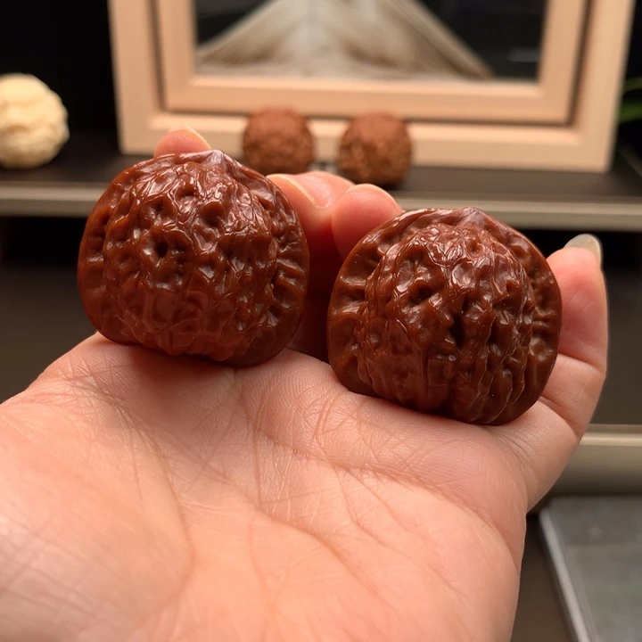 文玩核桃吊坠苍岩山