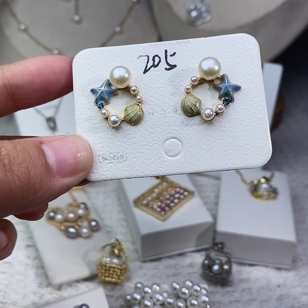 淡水珍珠银S925镶嵌耳饰