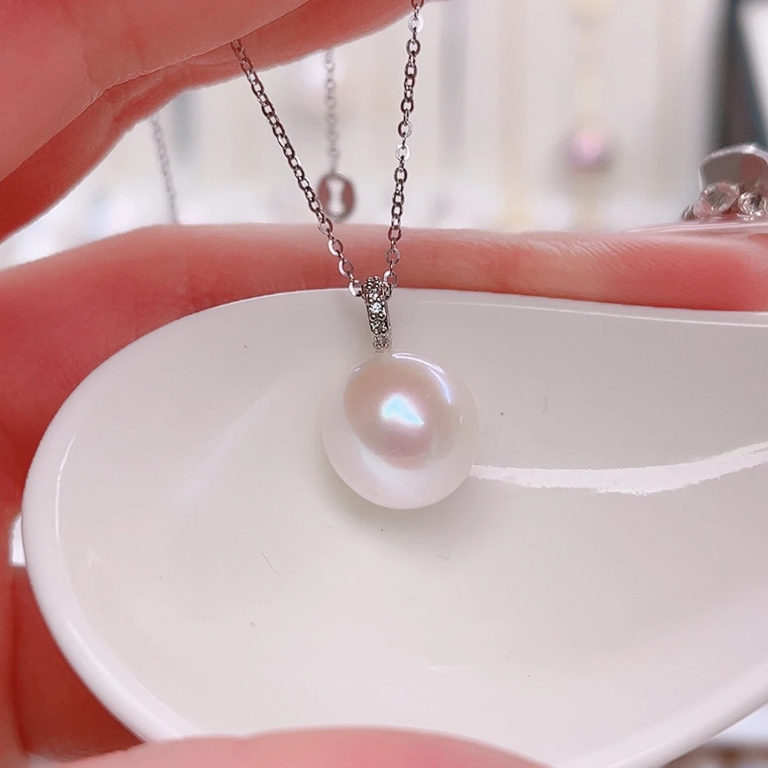 淡水珍珠吊坠(赠链)未镶嵌
