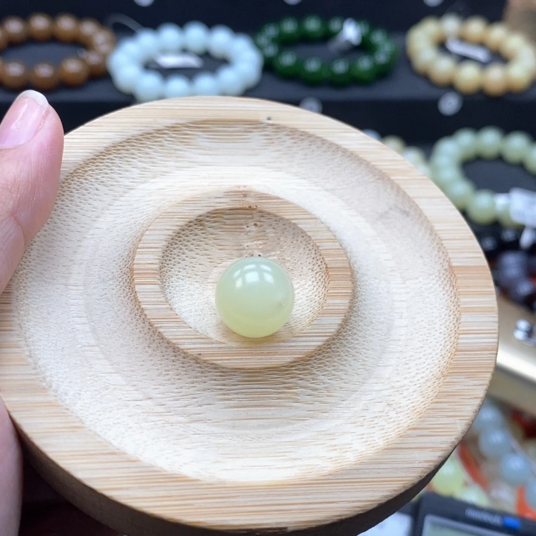 和田玉未镶嵌手串L卡14