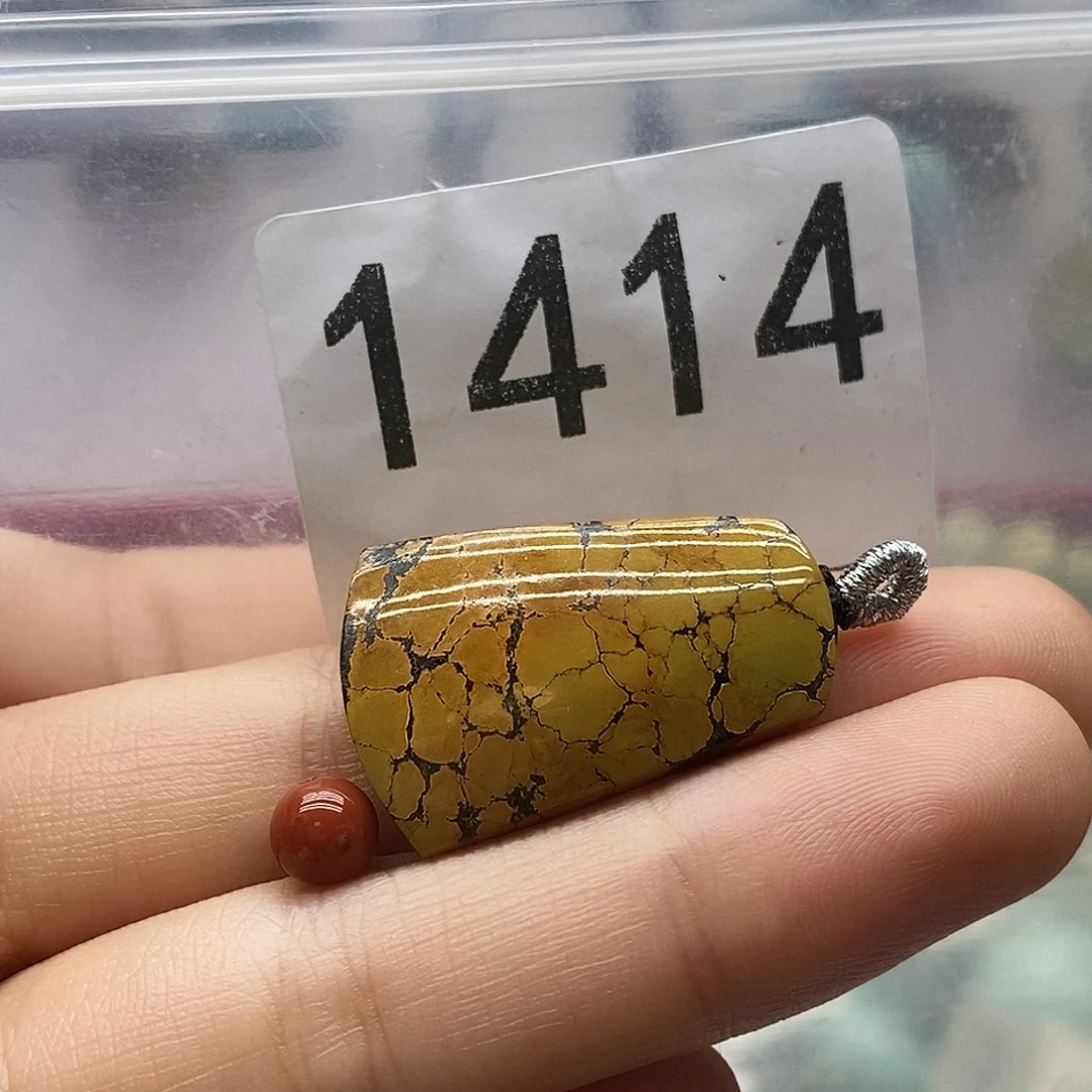 南红玛瑙未镶嵌颈饰