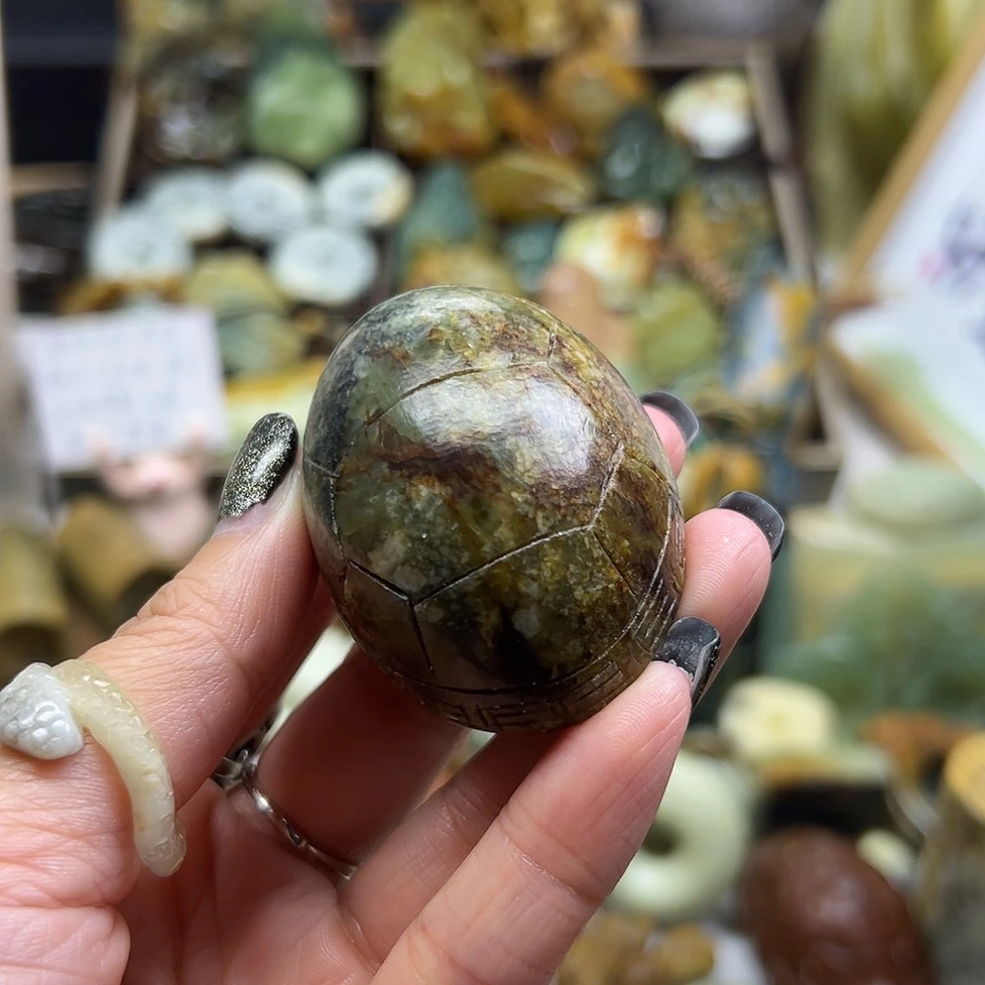 岫岩河磨玉（透闪石质玉）未镶嵌颈饰河磨玉富甲手玩
