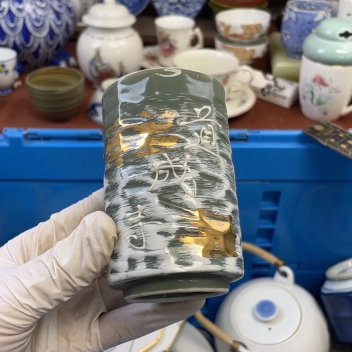 他家瓷器真美…开播了