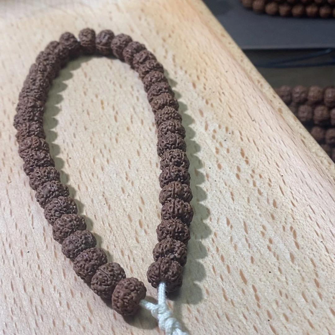 金刚菩提吊坠三****路平细手持