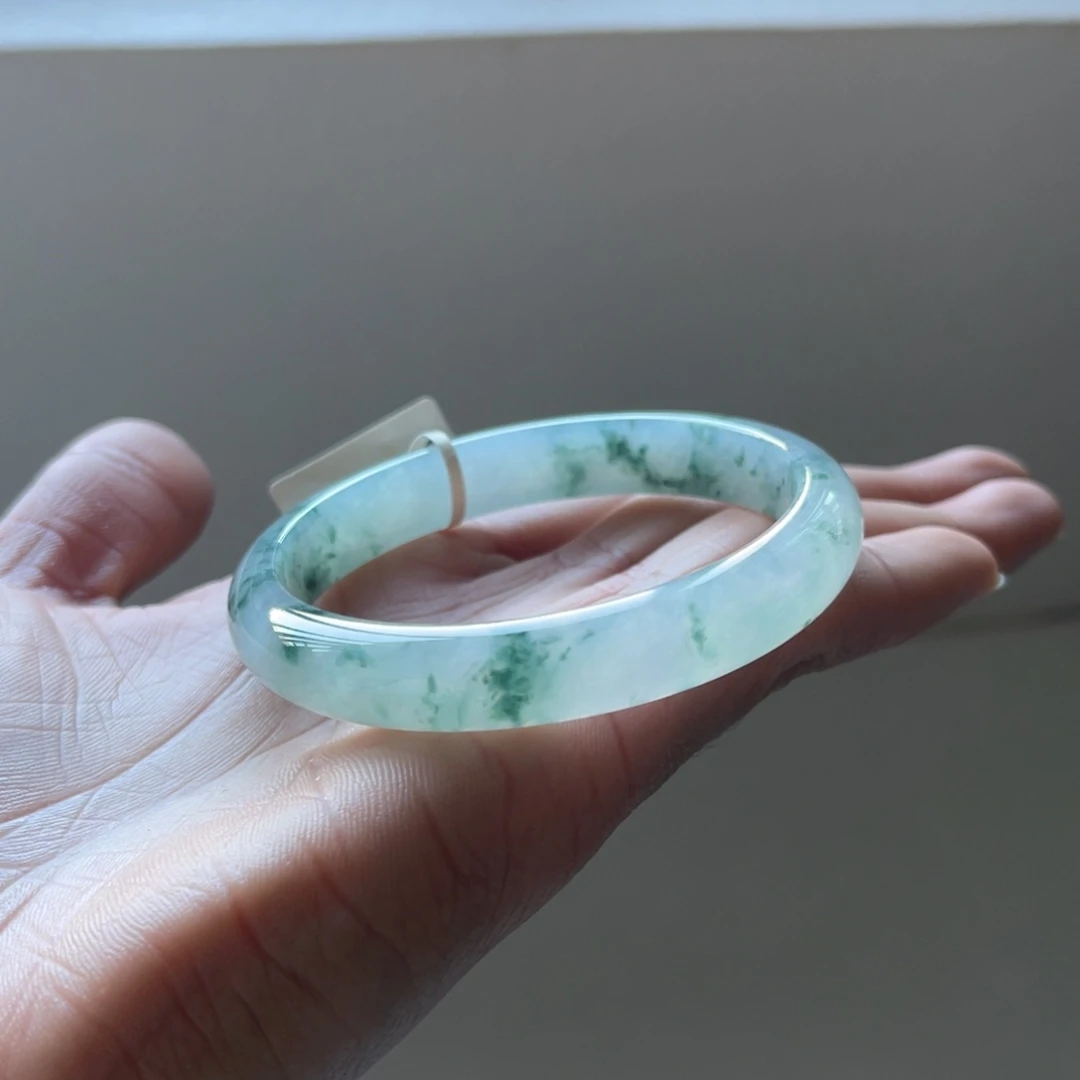 翡翠未镶嵌手镯55圈三天鉴赏期