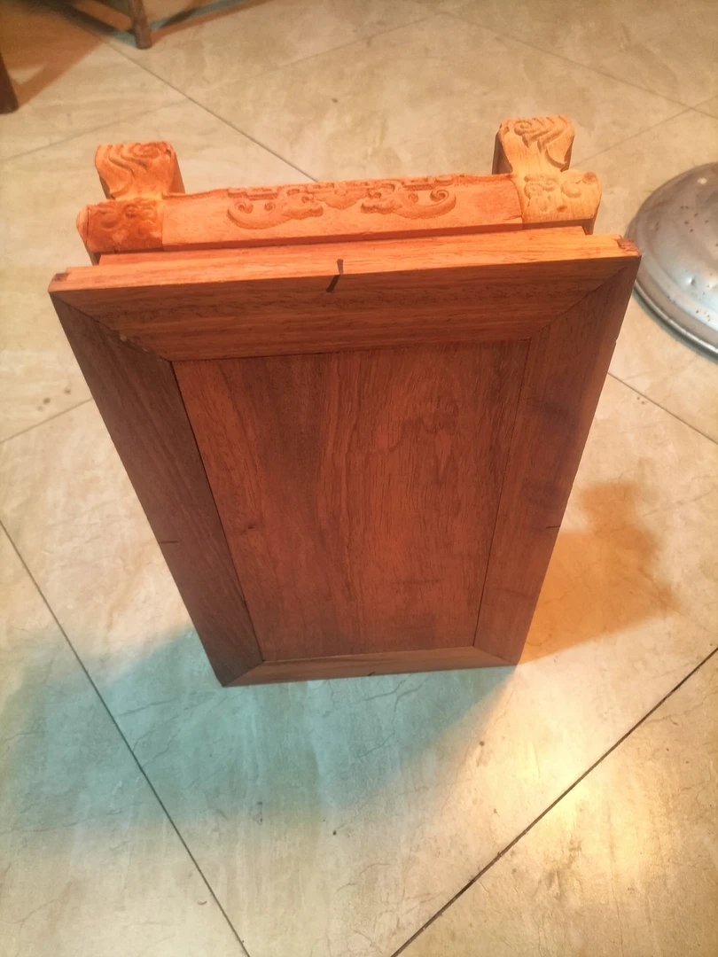 精品红花梨底座白茬一对