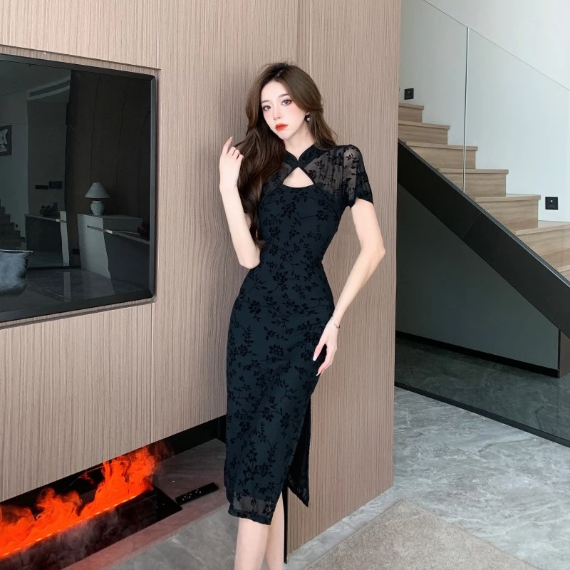 新中式复古国风植绒改良旗袍连衣裙纯欲夏季气质高级感开叉包臀裙