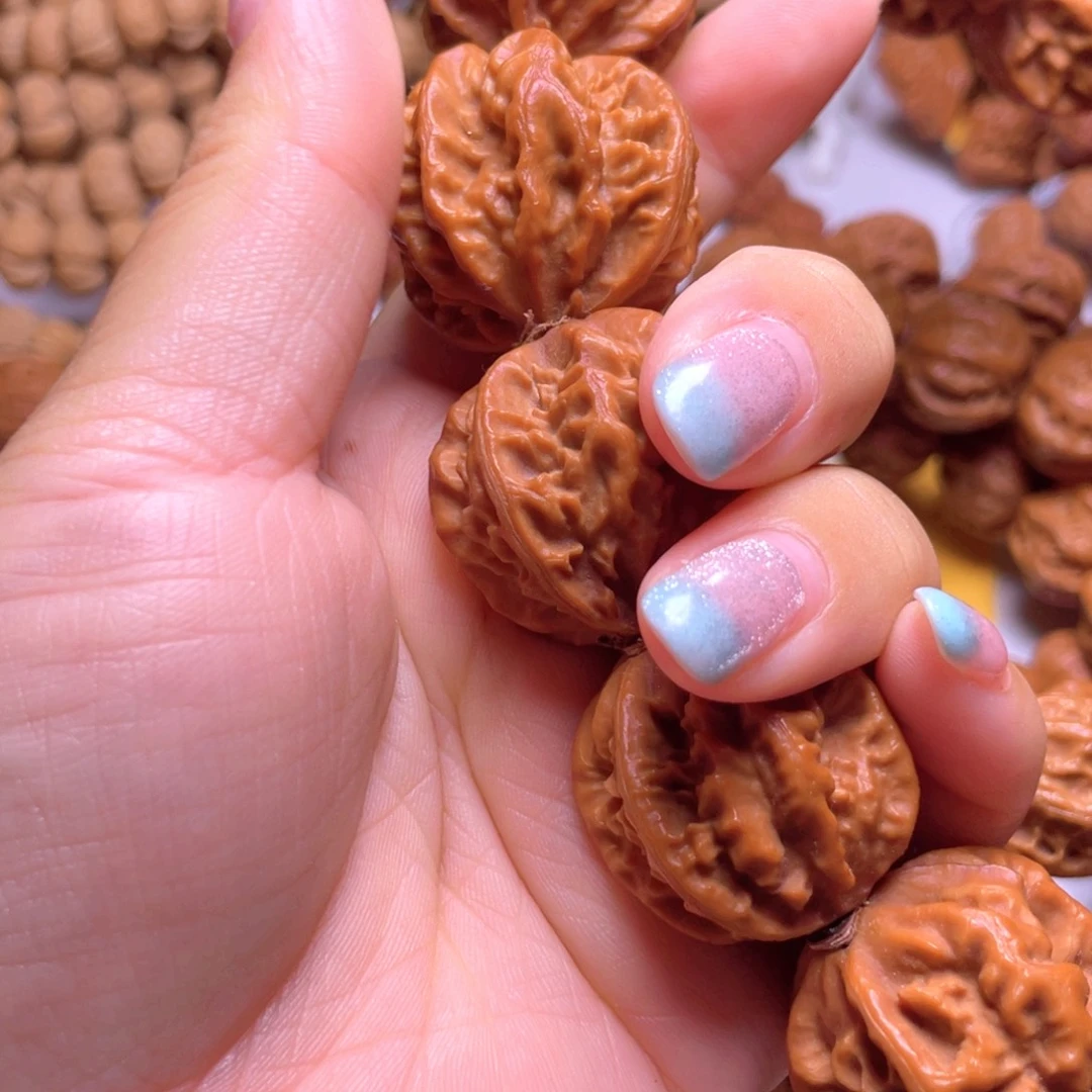 善***有文玩核桃吊坠霸王龙