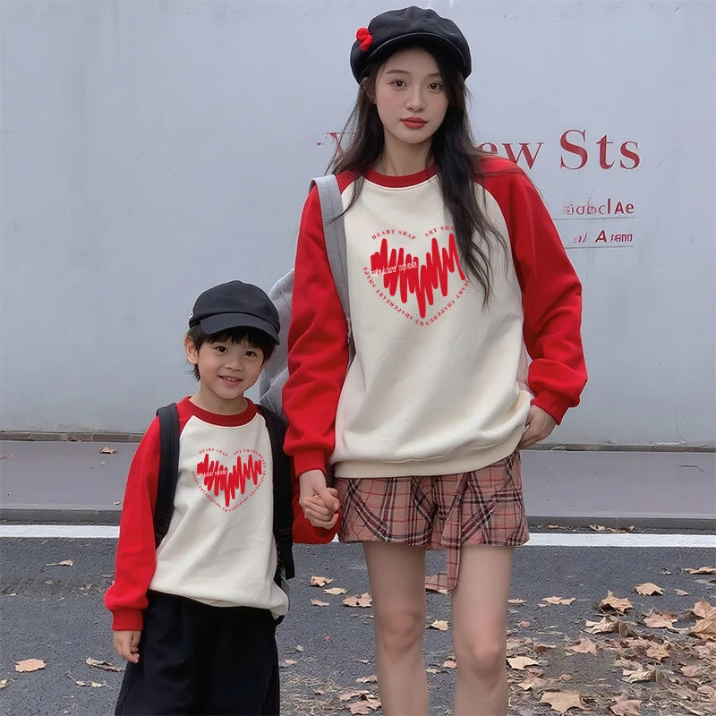 {质量保证}甜美爱心亲子装高级感母女装圆领卫衣宽松大码秋装上衣