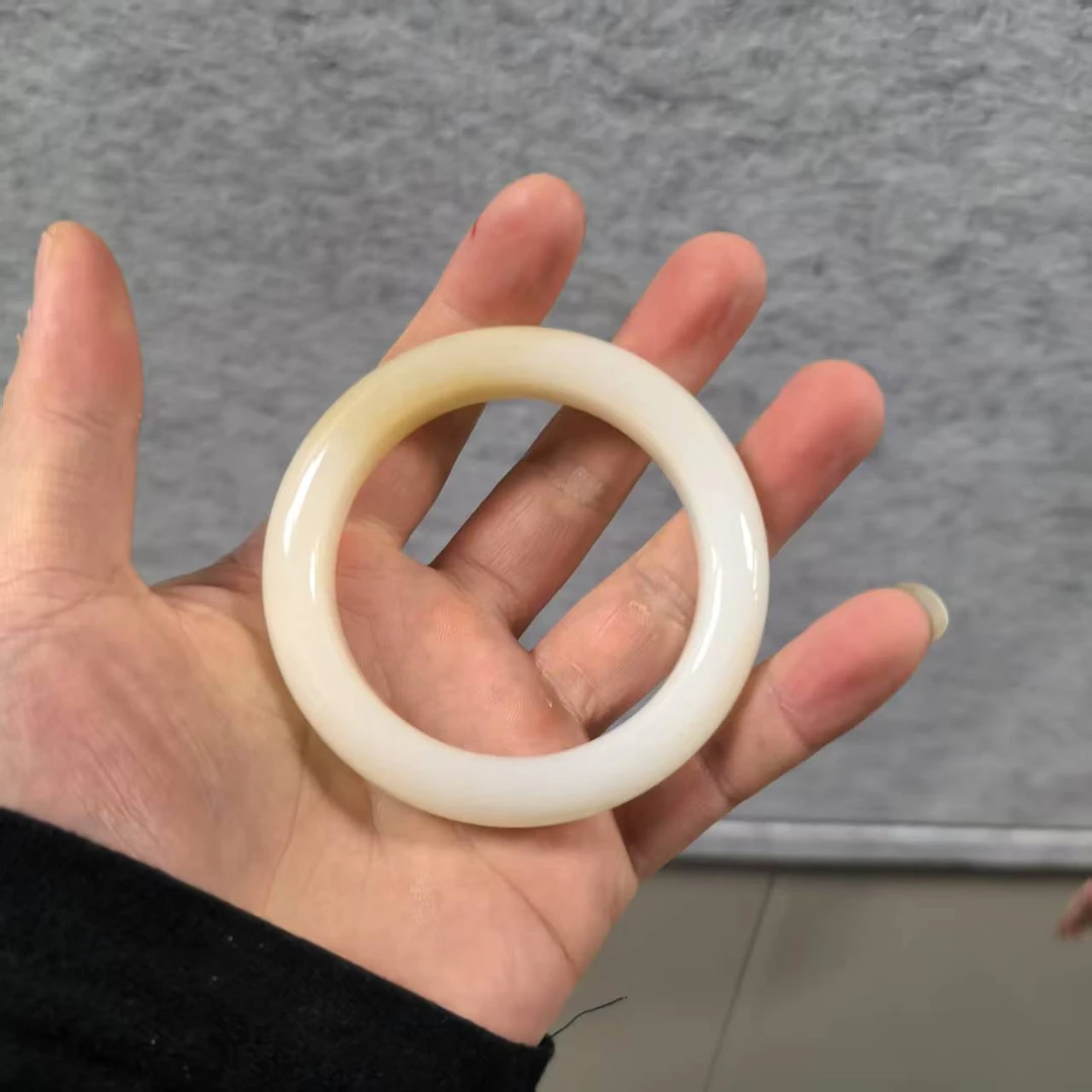 左边珠宝丨和田玉手镯