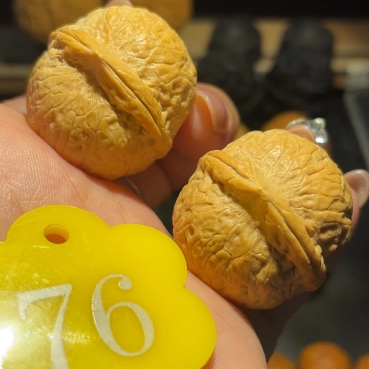 七七龙珠核桃尺寸32
